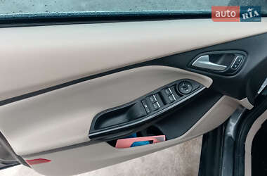 Хэтчбек Ford Focus 2017 в Львове