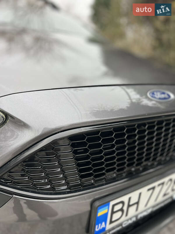 Седан Ford Focus 2016 в Одессе