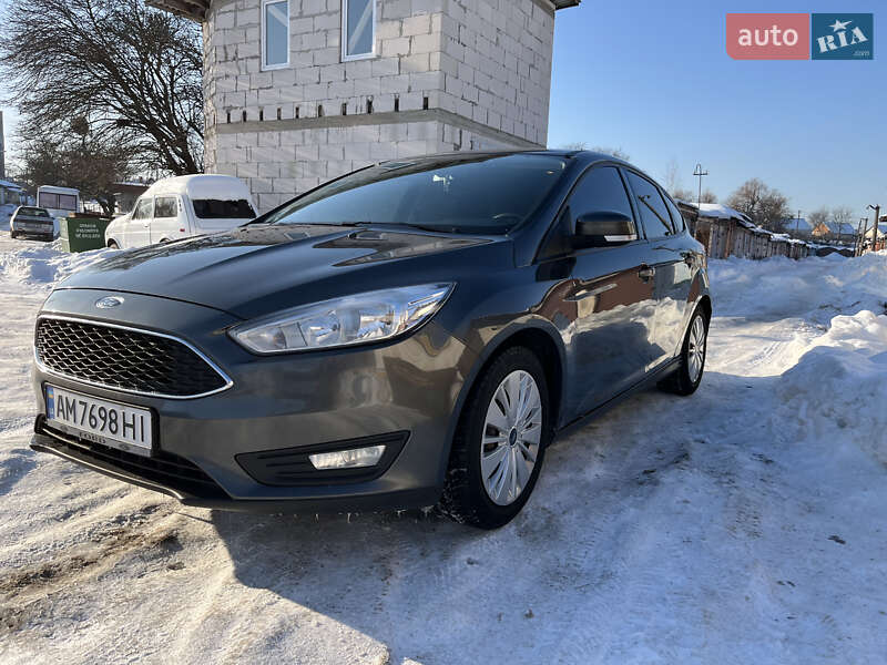 Хэтчбек Ford Focus 2017 в Житомире