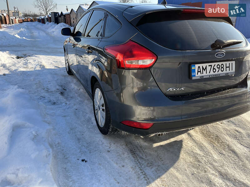 Хэтчбек Ford Focus 2017 в Житомире