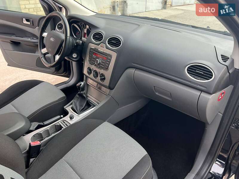 Універсал Ford Focus 2010 в Дніпрі фото 17 Універсал Ford Focus 2010 в Дніпрі