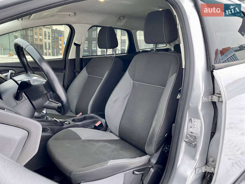 Универсал Ford Focus 2011 в Ровно