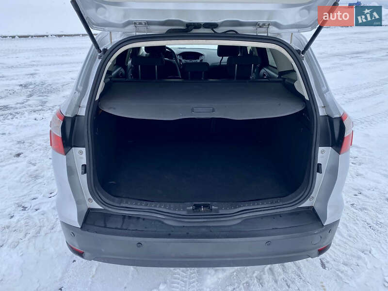 Универсал Ford Focus 2011 в Ровно