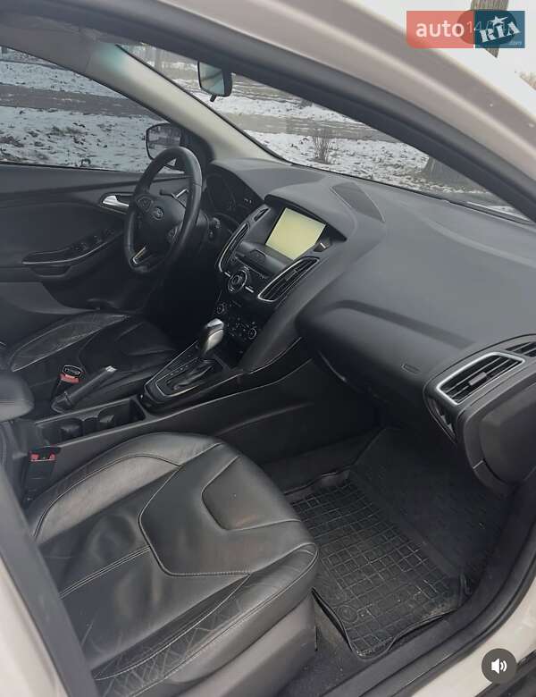 Хэтчбек Ford Focus 2015 в Кропивницком