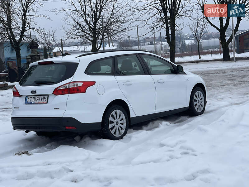 Универсал Ford Focus 2013 в Долине