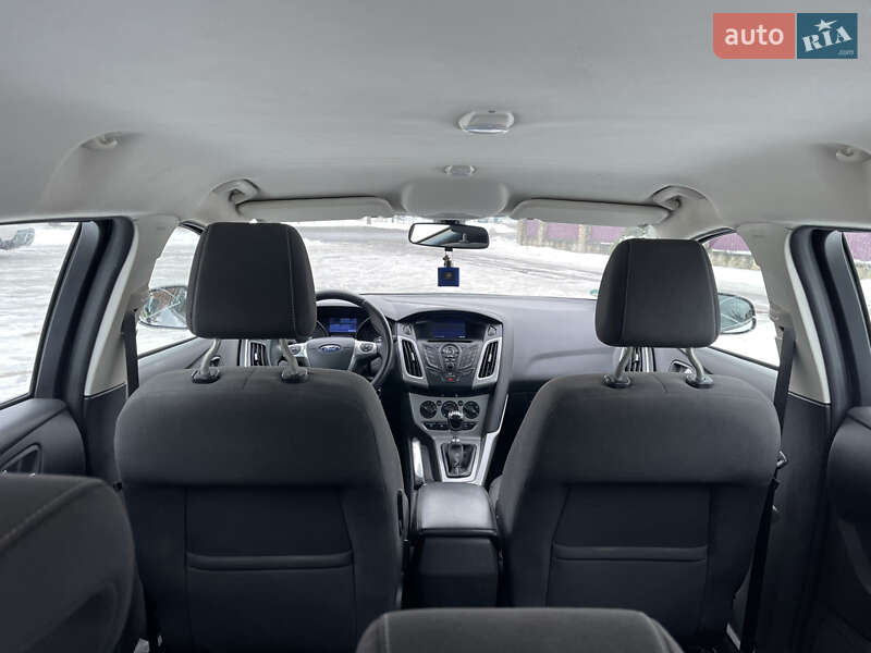 Универсал Ford Focus 2013 в Долине
