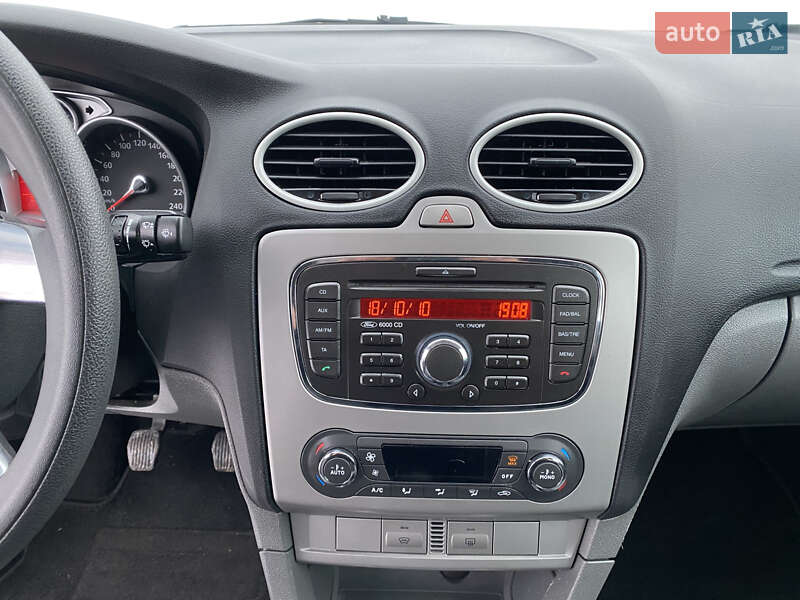 Универсал Ford Focus 2010 в Ровно
