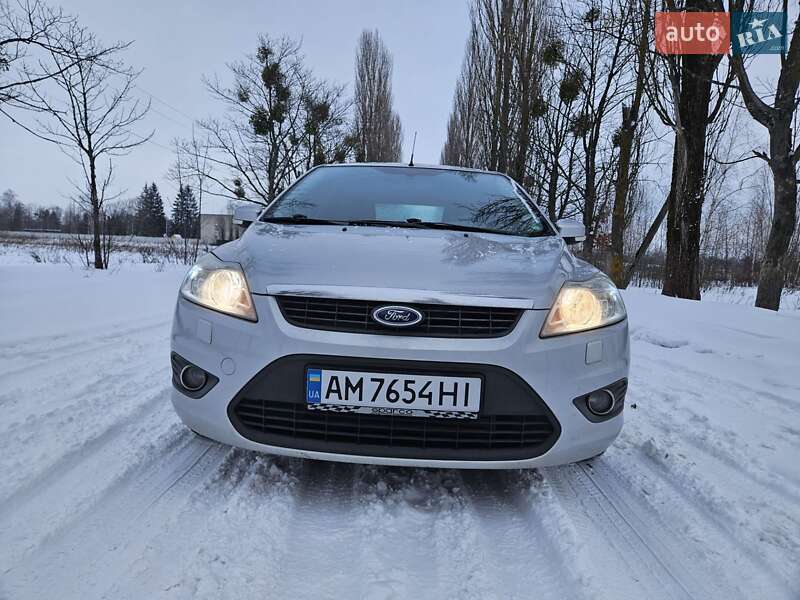 Хэтчбек Ford Focus 2008 в Житомире