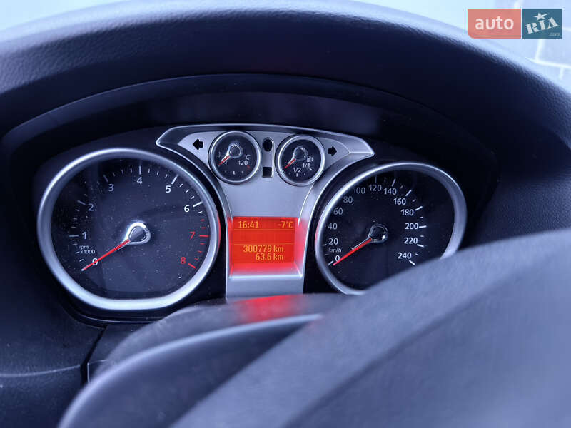 Универсал Ford Focus 2008 в Чернобае