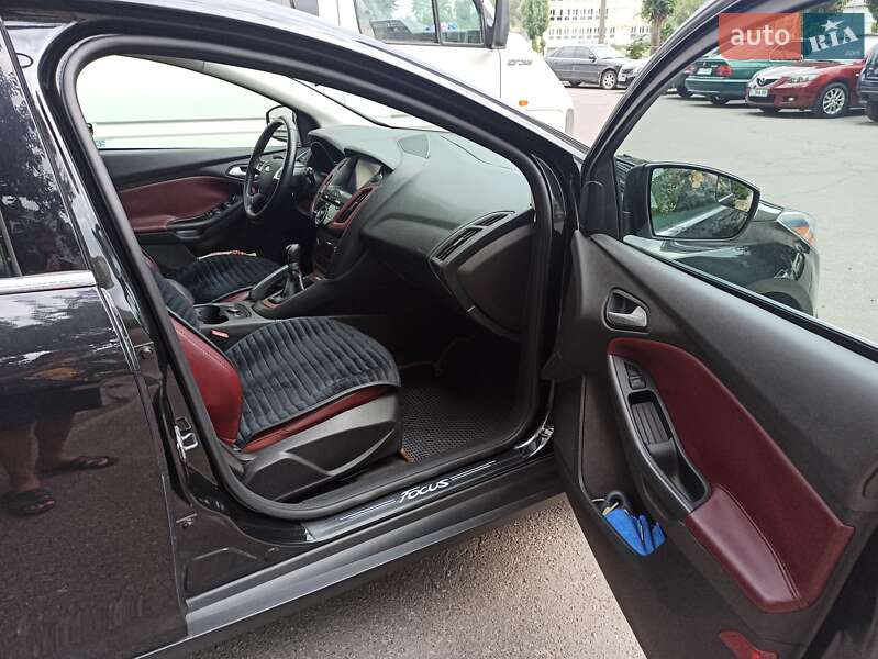 Хетчбек Ford Focus 2013 в Знам'янці