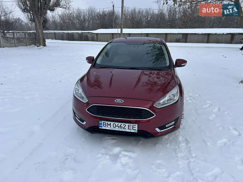 Седан Ford Focus 2015 в Сумах