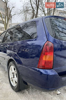 Универсал Ford Focus 1999 в Новояворовске