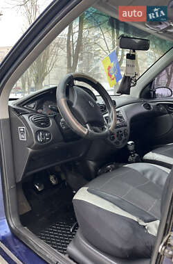 Универсал Ford Focus 1999 в Новояворовске