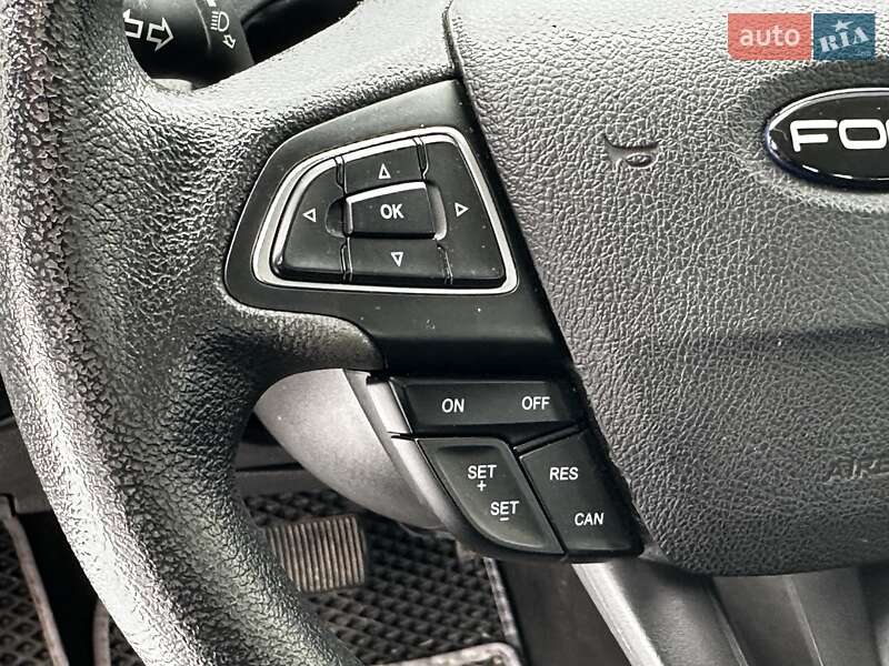 Хетчбек Ford Focus 2015 в Львові