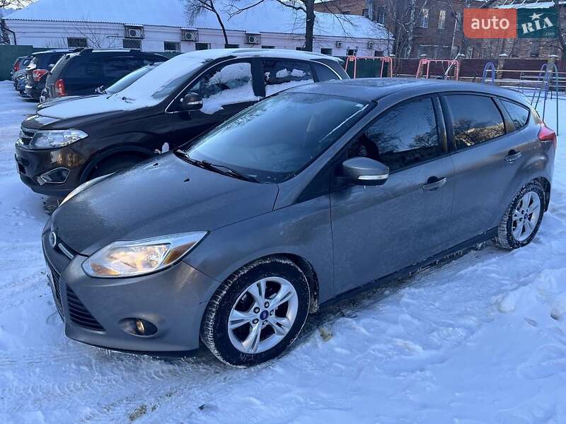 Хэтчбек Ford Focus 2012 в Сумах