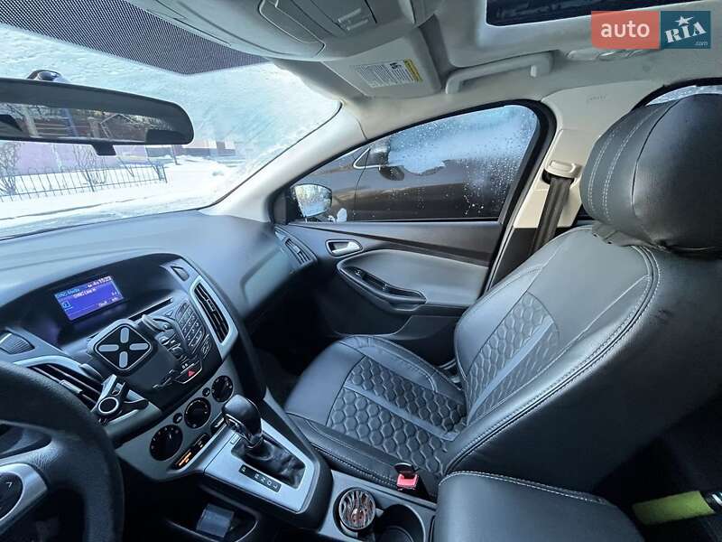 Хэтчбек Ford Focus 2012 в Сумах