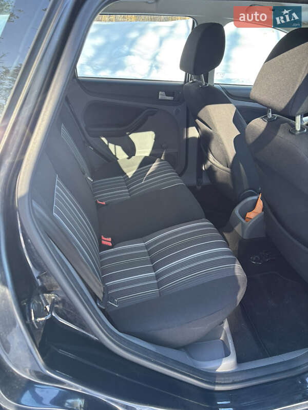 Універсал Ford Focus 2010 в Житомирі