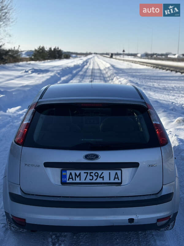 Хетчбек Ford Focus 2006 в Житомирі