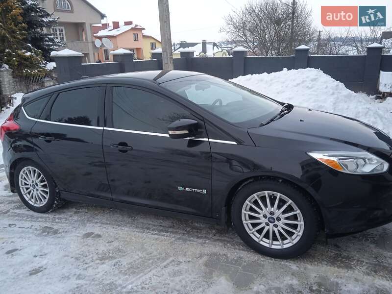 Хетчбек Ford Focus 2013 в Тернополі