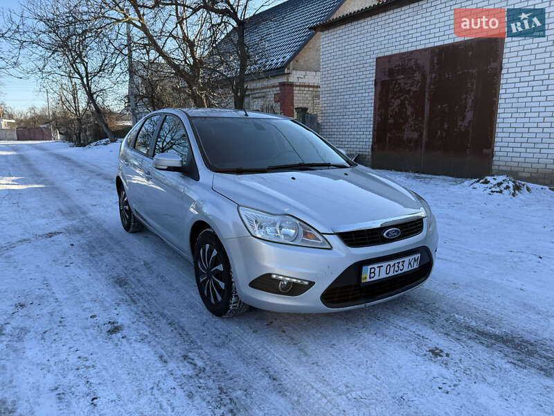 Хэтчбек Ford Focus 2008 в Кременчуге