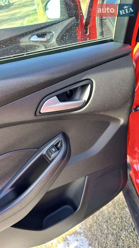 Хетчбек Ford Focus 2017 в Вільнянську фото 29 Хетчбек Ford Focus 2017 в Вільнянську