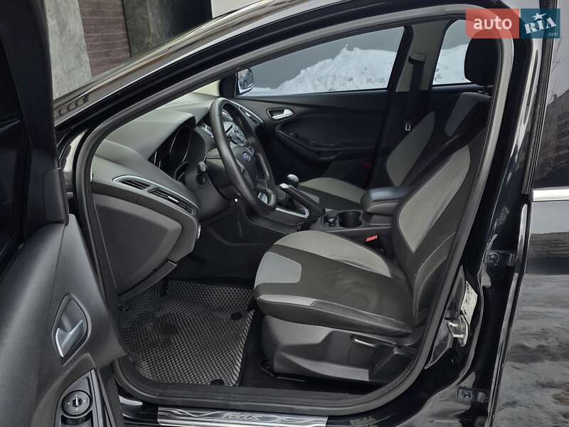 Седан Ford Focus 2011 в Тернополе