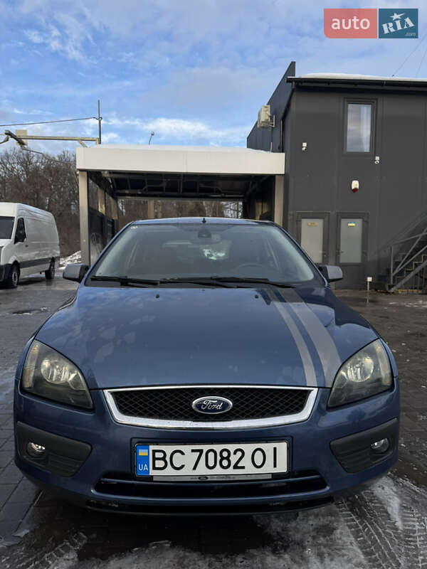 Хэтчбек Ford Focus 2005 в Львове