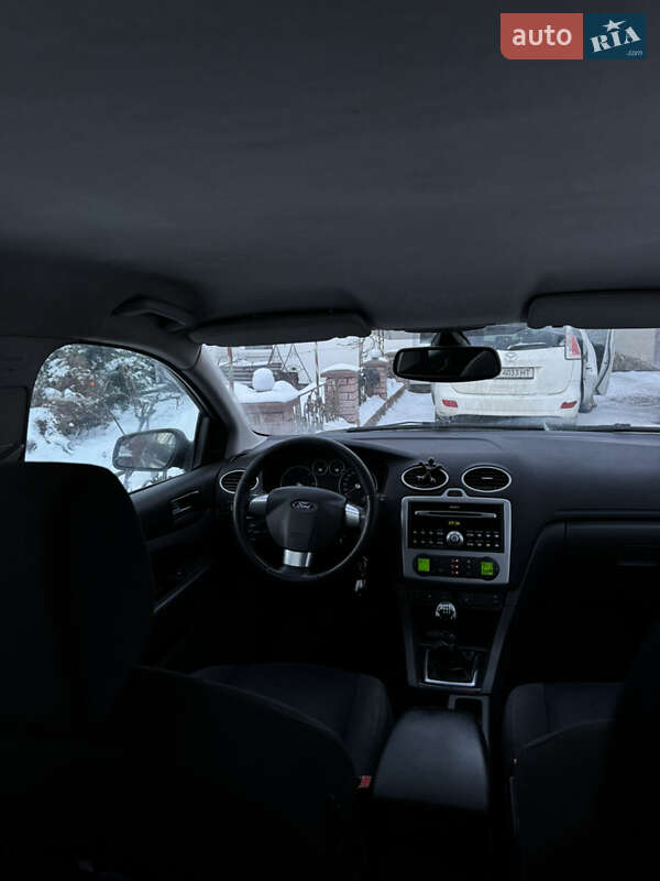 Хэтчбек Ford Focus 2005 в Львове