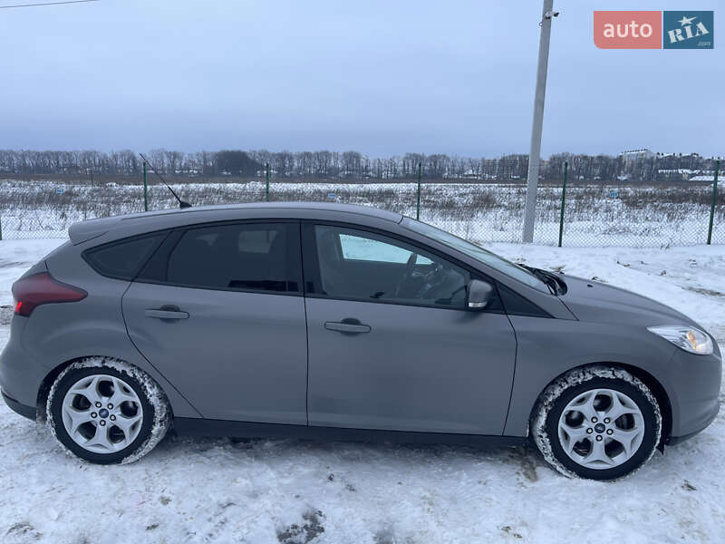 Хэтчбек Ford Focus 2016 в Киеве фото 4 Хэтчбек Ford Focus 2016 в Киеве