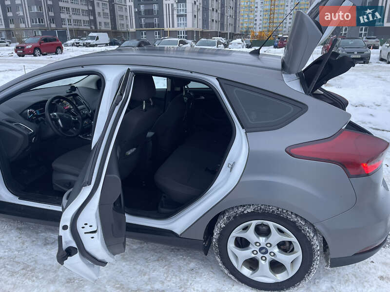 Хэтчбек Ford Focus 2016 в Киеве фото 12 Хэтчбек Ford Focus 2016 в Киеве