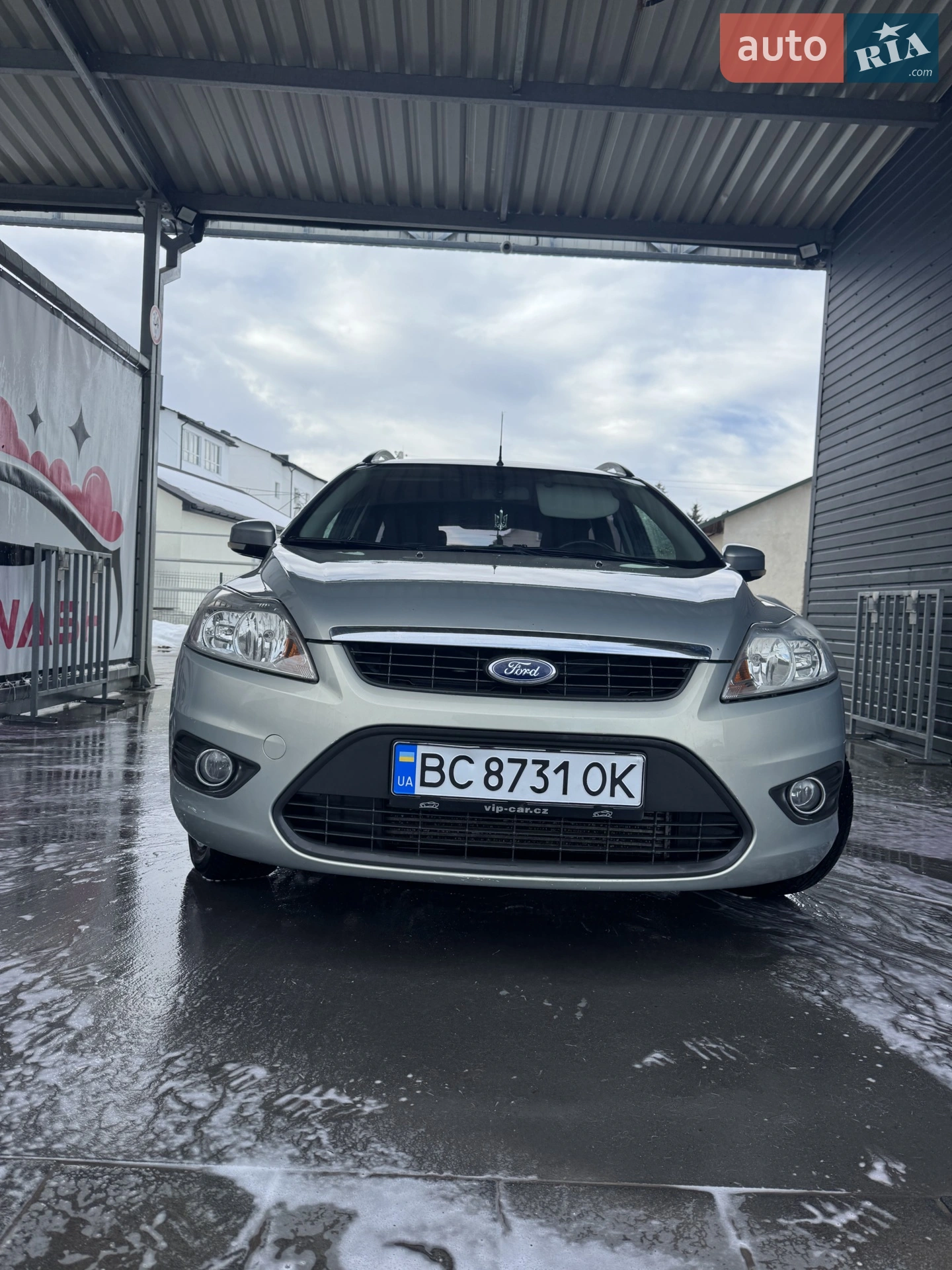 2010 Ford Focus - мініатюра 2