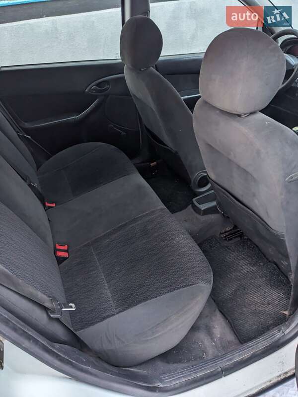 Универсал Ford Focus 1999 в Корце фото 10 Универсал Ford Focus 1999 в Корце