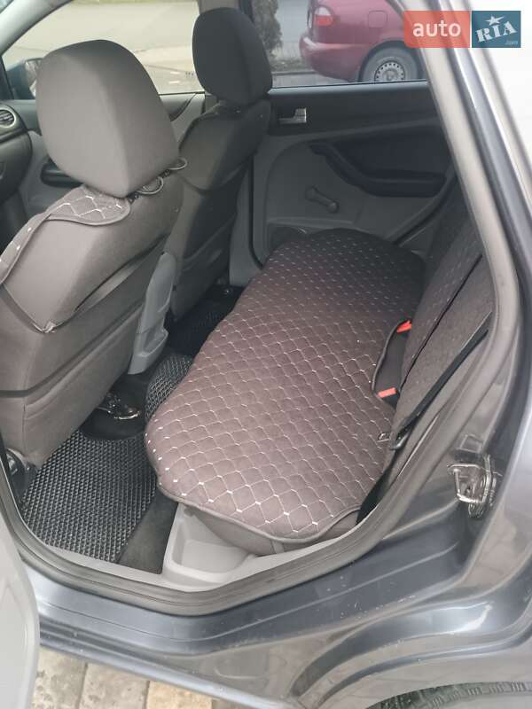 Универсал Ford Focus 2008 в Ужгороде