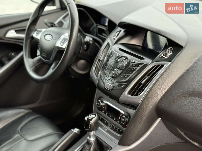 Универсал Ford Focus 2013 в Черновцах