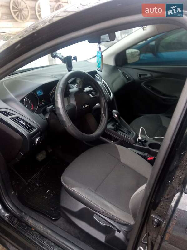 Седан Ford Focus 2013 в Буске фото 4 Седан Ford Focus 2013 в Буске