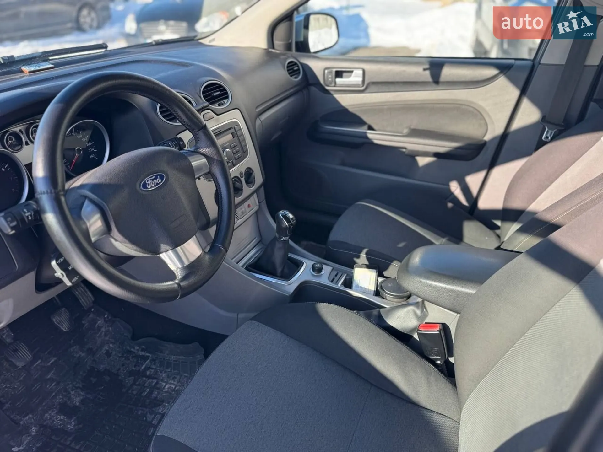 2011 Ford Focus - мініатюра 2