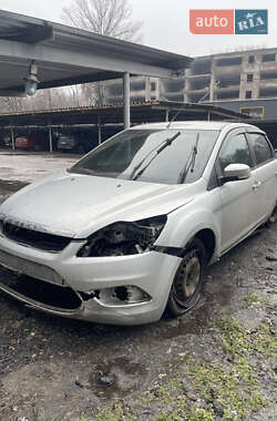 Хэтчбек Ford Focus 2011 в Каменском