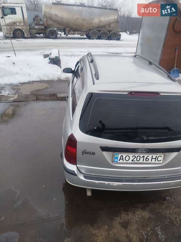 Универсал Ford Focus 2002 в Ужгороде фото 3 Универсал Ford Focus 2002 в Ужгороде