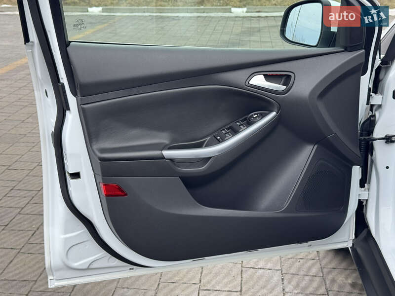 Универсал Ford Focus 2013 в Стрые фото 36 Универсал Ford Focus 2013 в Стрые
