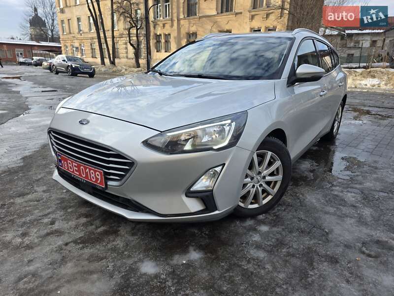 Универсал Ford Focus 2019 в Львове фото Универсал Ford Focus 2019 в Львове
