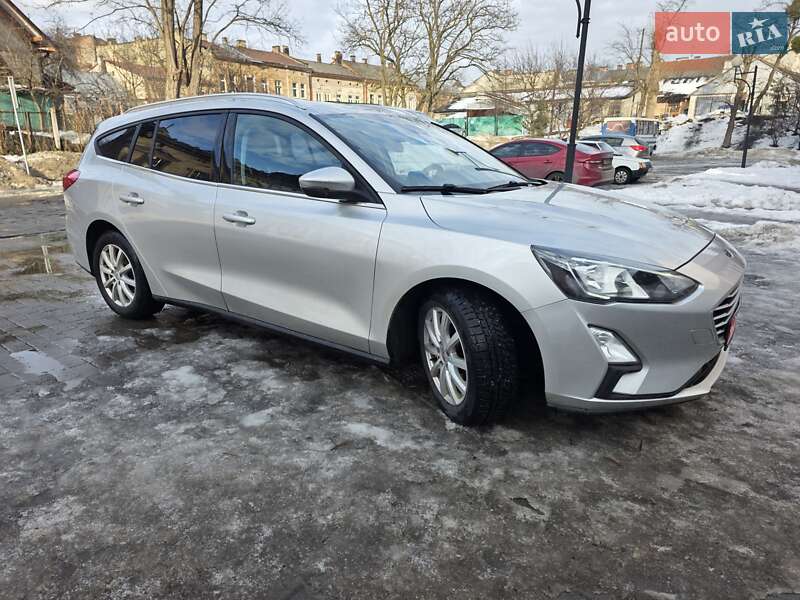 Универсал Ford Focus 2019 в Львове фото 33 Универсал Ford Focus 2019 в Львове