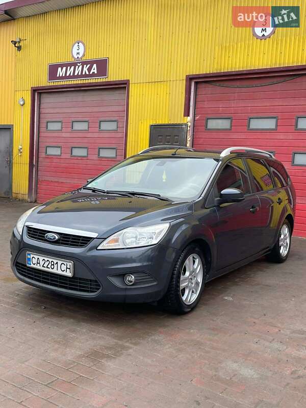 Ford Focus 2010 Ford Focus 2010