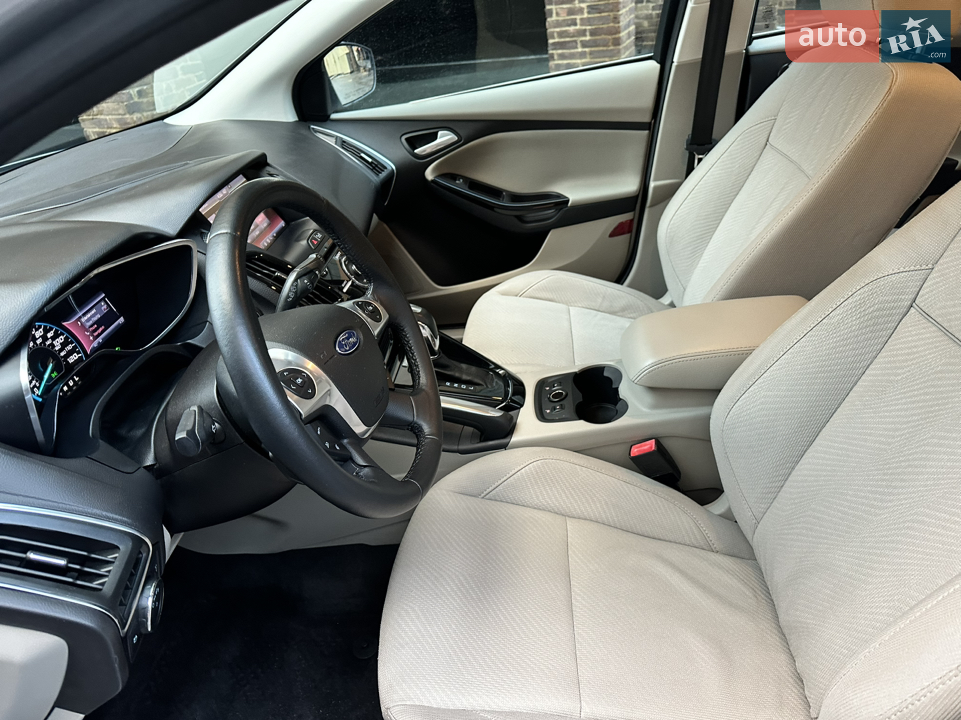 2012 Ford Focus - мініатюра 9