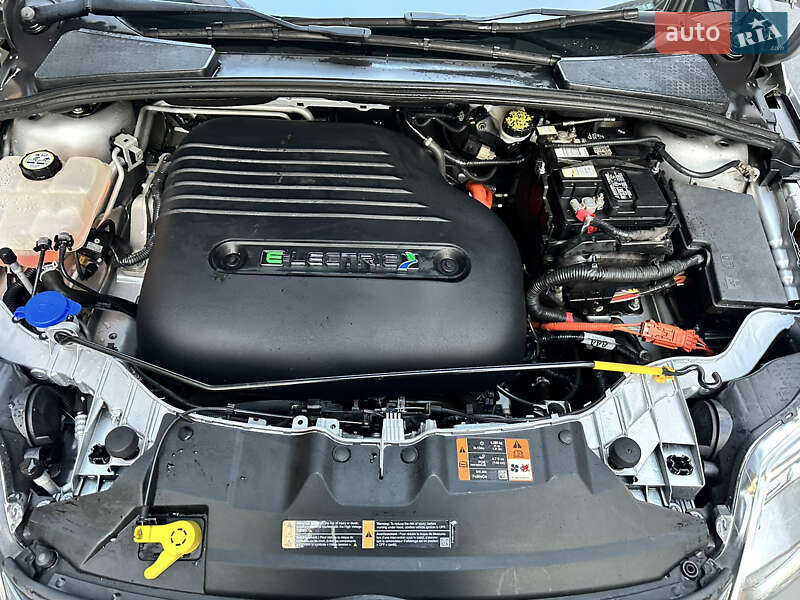 Хэтчбек Ford Focus 2012 в Одессе фото 14 Хэтчбек Ford Focus 2012 в Одессе