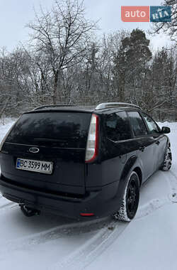 Универсал Ford Focus 2010 в Радехове