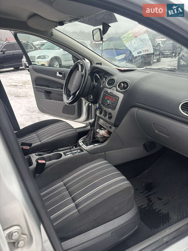 Универсал Ford Focus 2010 в Ивано-Франковске