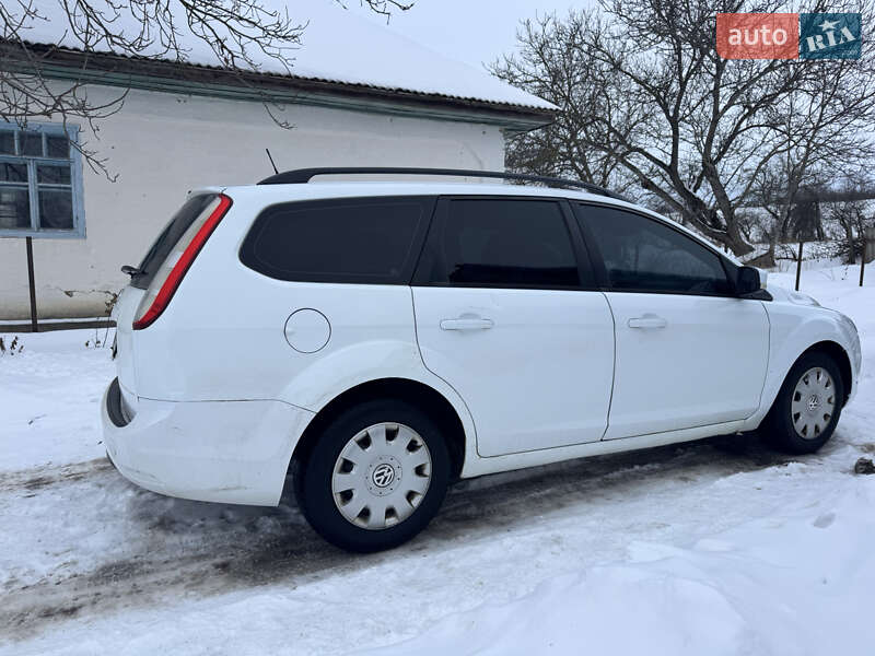 Универсал Ford Focus 2010 в Ободовке фото 7 Универсал Ford Focus 2010 в Ободовке