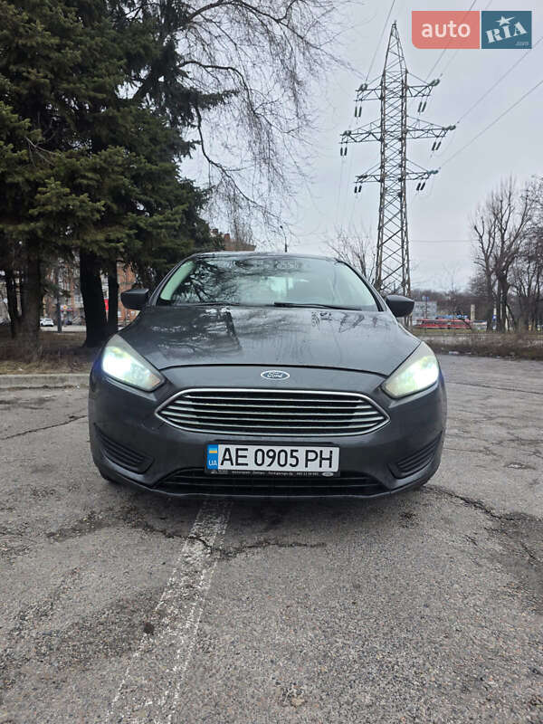 Седан Ford Focus 2017 в Днепре