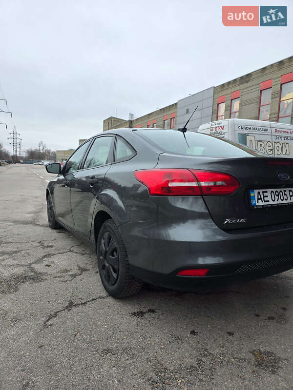 Седан Ford Focus 2017 в Днепре