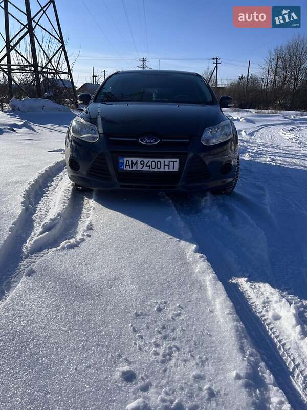 Универсал Ford Focus 2011 в Звягеле фото 2 Универсал Ford Focus 2011 в Звягеле